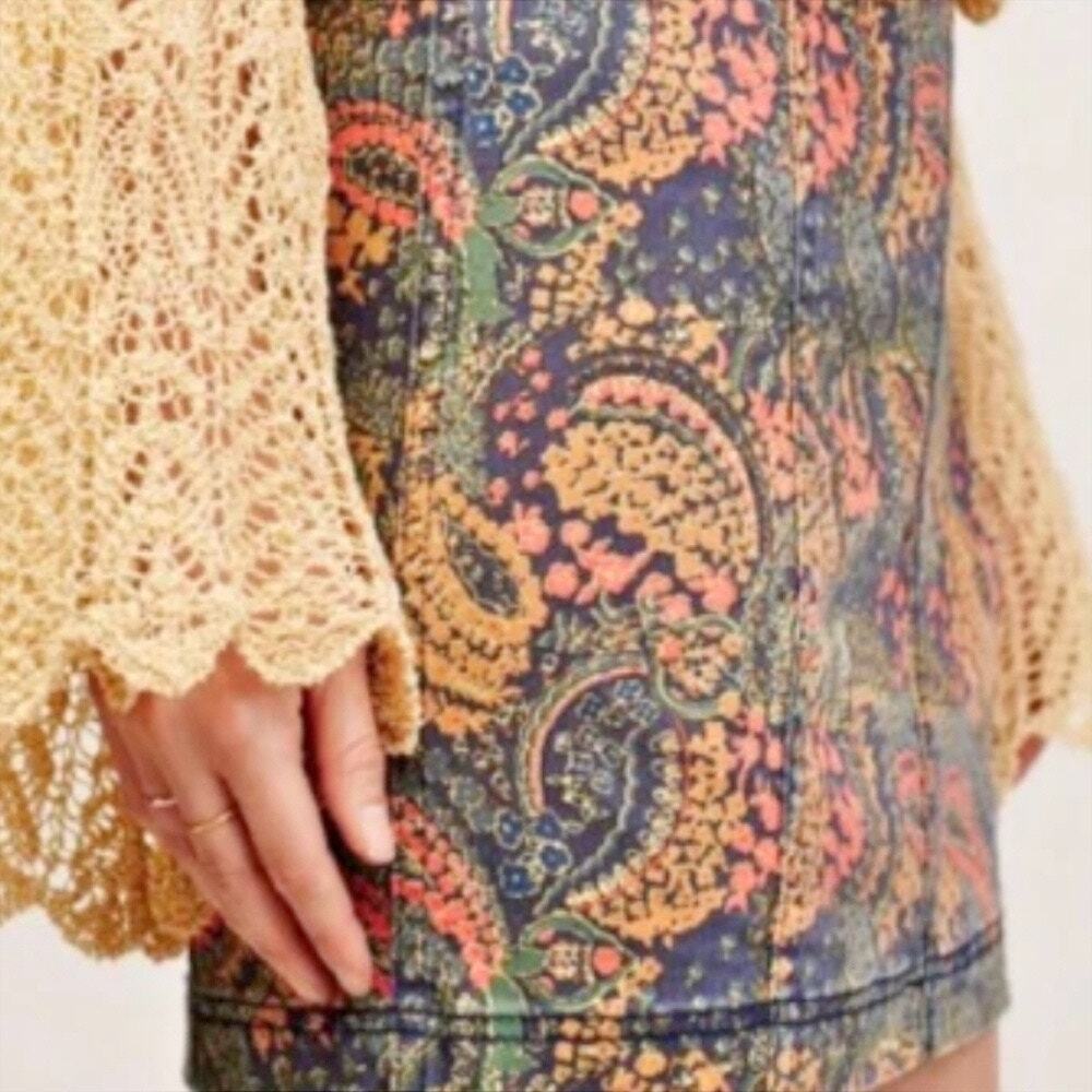 FREE PEOPLE Modern Femme Boho Paisley Stretch Denim Pencil Mini Skirt Size 8 - Picture 2 of 7